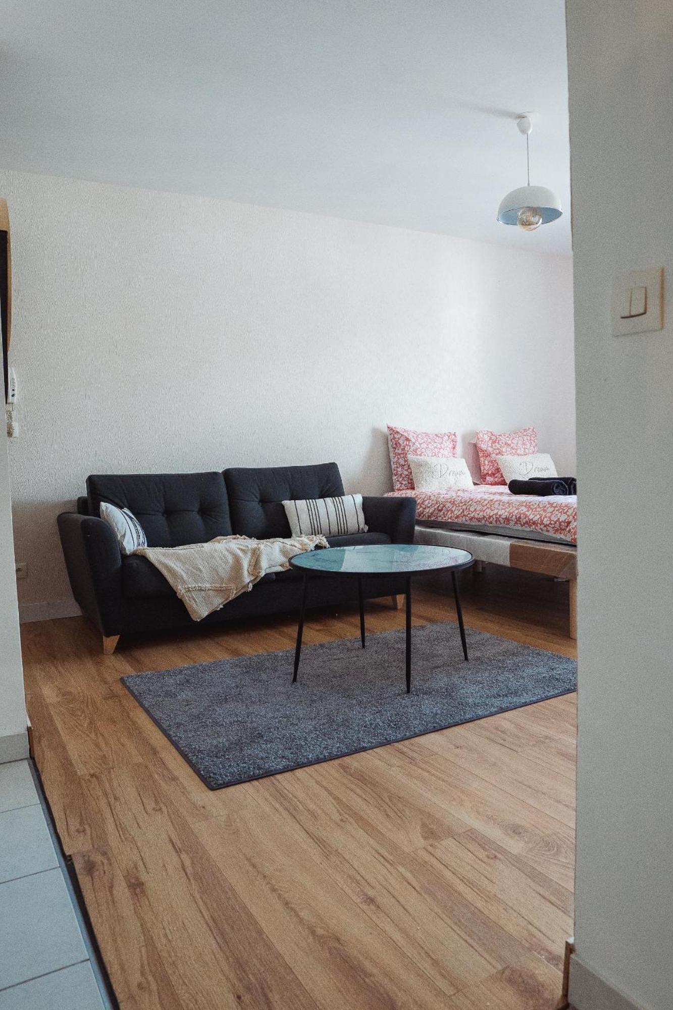 Cosy Studio Entre Paris Et Disneyland Paris Apartment Esbly Exterior photo
